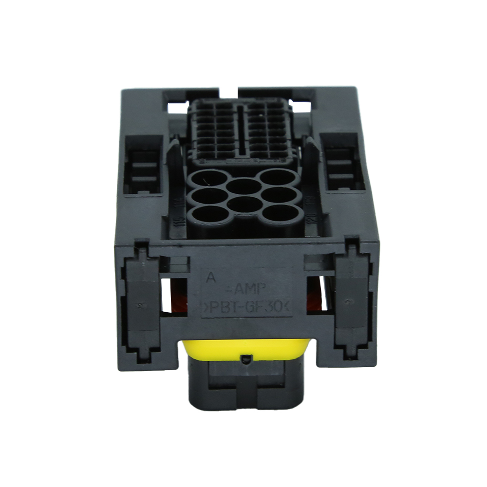 Какие материалы используются для Корпус Разъема MQS и как они влияют на эксплуатацию?